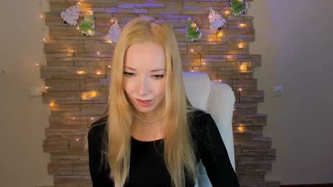 kim_boyd online show from December 31, 7:42 am