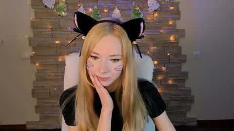 kim_boyd online show from January 2, 12:03 pm