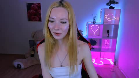 kim_boyd online show from January 24, 7:07 pm