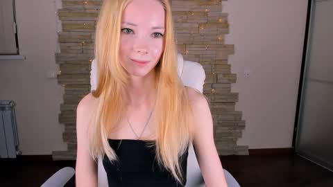 kim_boyd online show from February 1, 3:07 pm