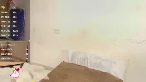 Kim  Follow me please online show from November 29, 3:09 am