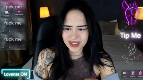 Kim online show from December 1, 7:52 pm