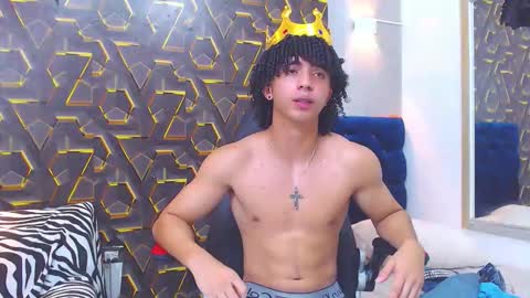 KIM online show from November 9, 8:18 pm