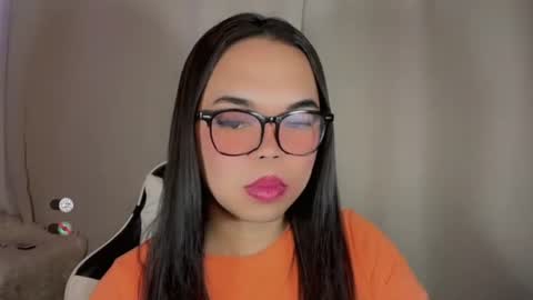 KYLIE online show from November 25, 1:05 am