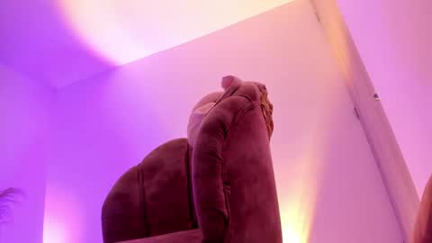 Kim Murphy online show from April 21, 11:27 am