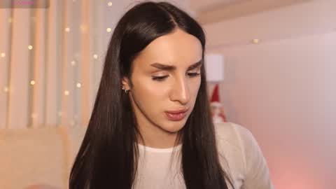 Kim Oberlin online show from November 25, 4:40 pm