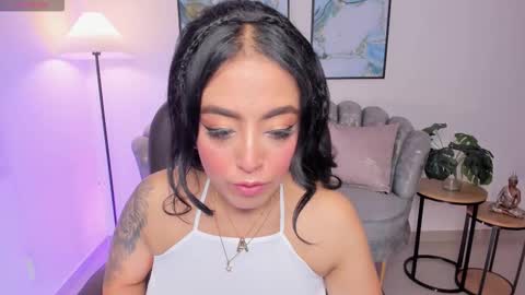 kim online show from October 2, 9:05 am