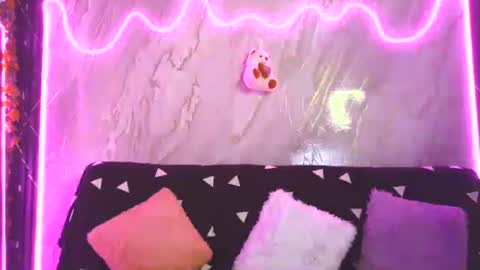 kima_20 online show from November 1, 11:51 pm