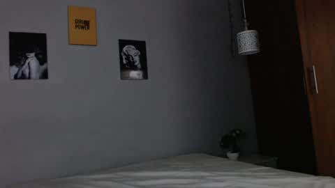 Kim  Yuk online show from December 20, 7:39 pm