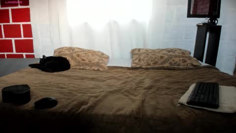 Kim  Yuk online show from November 7, 10:21 pm