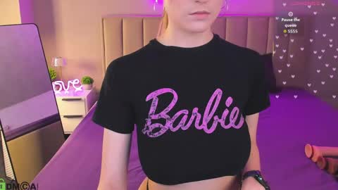 kimberlly_smith online show from April 22, 12:57 am