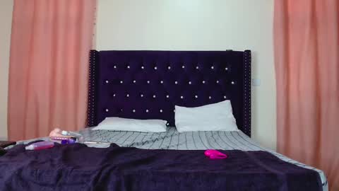 kimberly_blaze online show from February 3, 6:02 am