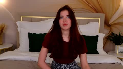 Snapshot of kimberly_bond chatting on July 7, 6:56 pm Kimberly online show from July 7, 6:56 pm