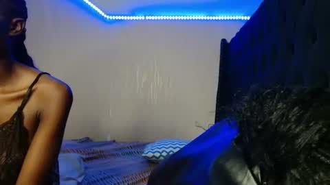 Snapshot of kimberly_chloe chatting on June 16, 7:16 pm Kimberly online show from June 16, 7:16 pm