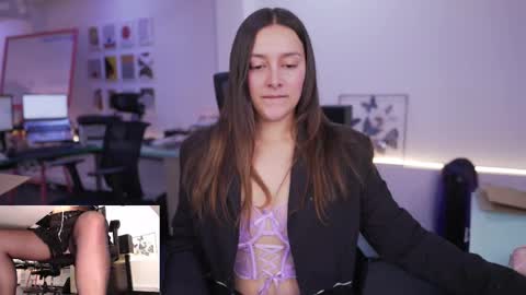 Kimberly 1200-1900 GMT-5 online show from October 15, 7:14 pm