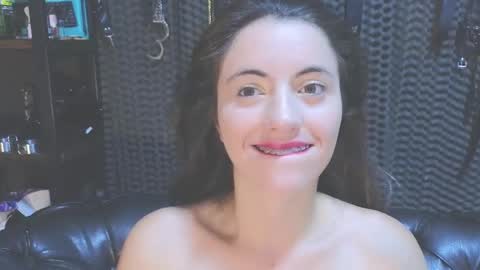 Snapshot of kimberly_swan_ chatting on January 27, 8:39 pm KIMBERLY SWAN online show from January 27, 8:39 pm