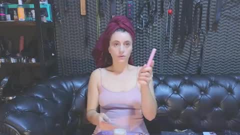 Snapshot of kimberly_swan_ chatting on January 30, 11:24 pm KIMBERLY SWAN online show from January 30, 11:24 pm