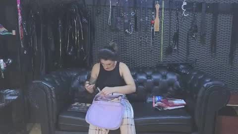 Snapshot of kimberly_swan_ chatting on March 5, 4:24 pm KIMBERLY SWAN online show from March 5, 4:24 pm