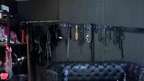 Snapshot of kimberly_swan_ chatting on October 5, 11:24 pm KIMBERLY SWAN online show from October 5, 11:24 pm