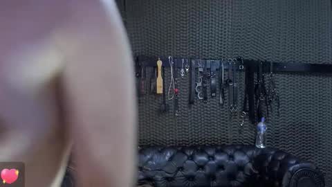 Snapshot of kimberly_swan_ chatting on October 16, 9:49 pm KIMBERLY SWAN online show from October 16, 9:49 pm