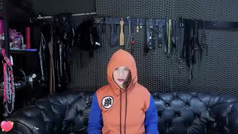 Snapshot of kimberly_swan_ chatting on October 19, 2:12 am KIMBERLY SWAN online show from October 19, 2:12 am