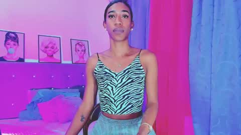 Snapshot of kimberly_thompsom chatting on January 11, 11:23 am Your Queen KIM online show from January 11, 11:23 am