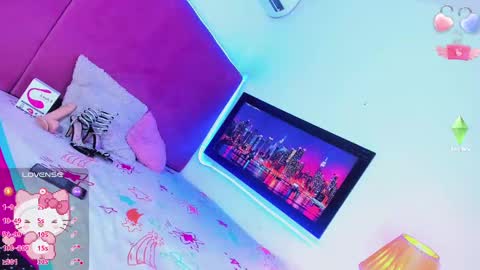 Snapshot of kimberly_thompsom chatting on October 17, 7:49 pm Your Queen KIM online show from October 17, 7:49 pm