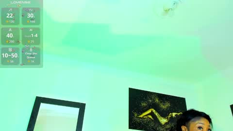 Kimberly Banks online show from April 8, 7:03 pm