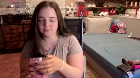 Snapshot of kimberlycaprice chatting on May 23, 2:43 pm kimberlycaprice online show from May 23, 2:43 pm