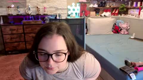 Snapshot of kimberlycaprice chatting on May 24, 8:41 am kimberlycaprice online show from May 24, 8:41 am