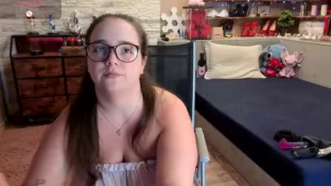 kimberlycaprice online show from June 29, 10:15 am