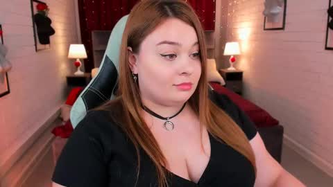 Snapshot of kimberlymaran chatting on February 18, 3:43 pm The one that you wont be able to forget online show from February 18, 3:43 pm