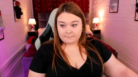 Snapshot of kimberlymaran chatting on February 19, 9:06 am The one that you wont be able to forget online show from February 19, 9:06 am