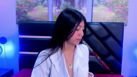 Snapshot of kimberlyvillalobos chatting on January 13, 2:42 pm Kimberly Villalobos online show from January 13, 2:42 pm