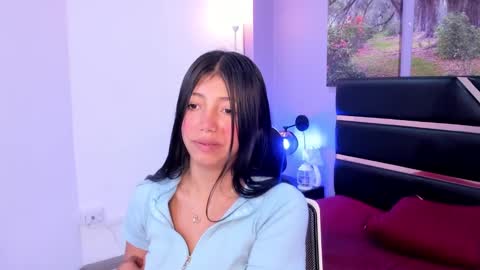 Snapshot of kimberlyvillalobos chatting on February 12, 11:29 am Kimberly Villalobos online show from February 12, 11:29 am