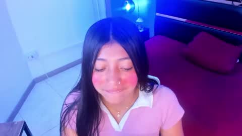 Snapshot of kimberlyvillalobos chatting on February 17, 11:44 am Kimberly Villalobos online show from February 17, 11:44 am