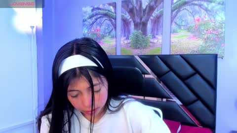 Snapshot of kimberlyvillalobos chatting on September 9, 11:32 am Kimberly Villalobos online show from September 9, 11:32 am