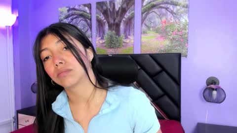 Snapshot of kimberlyvillalobos chatting on October 1, 12:22 pm Kimberly Villalobos online show from October 1, 12:22 pm