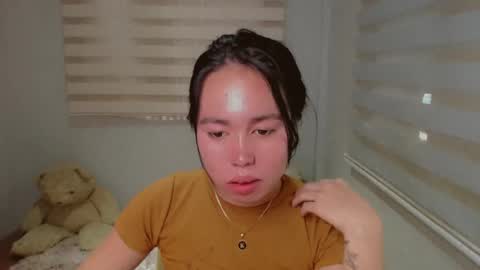 Snapshot of kimbratx chatting on December 7, 2:20 am kimbratx online show from December 7, 2:20 am