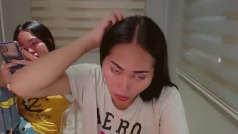 Snapshot of kimbratx chatting on December 11, 2:52 am kimbratx online show from December 11, 2:52 am