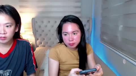 Snapshot of kimbratx chatting on February 13, 2:01 am kimbratx online show from February 13, 2:01 am