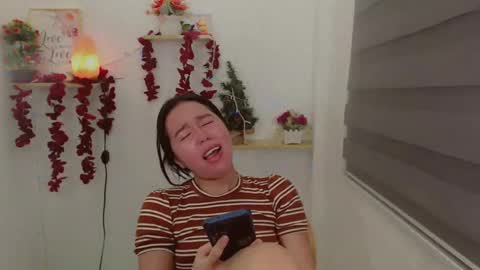 Snapshot of kimbratx chatting on February 19, 1:29 am kimbratx online show from February 19, 1:29 am