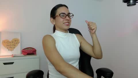 Snapshot of kimcandy_ chatting on May 15, 11:23 pm CAMI online show from May 15, 11:23 pm