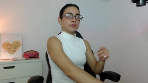 Snapshot of kimcandy_ chatting on May 15, 11:45 pm CAMI online show from May 15, 11:45 pm