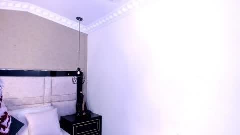 Kim cossey online show from March 26, 3:01 am