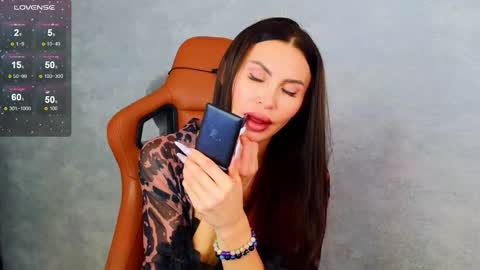 Snapshot of kimdavisbaby chatting on October 6, 4:21 am KIm online show from October 6, 4:21 am