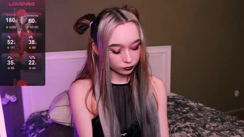 Kimiko online show from November 25, 5:46 pm