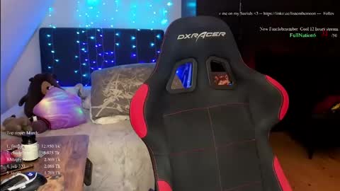 Wolfs Girl online show from March 17, 8:45 pm