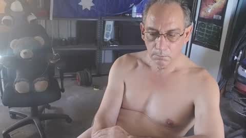 Snapshot of kimintheshed chatting on March 9, 8:29 am kimintheshed online show from March 9, 8:29 am