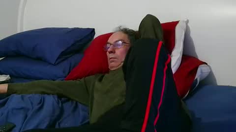 Snapshot of kimintheshed chatting on November 1, 3:30 am kimintheshed online show from November 1, 3:30 am